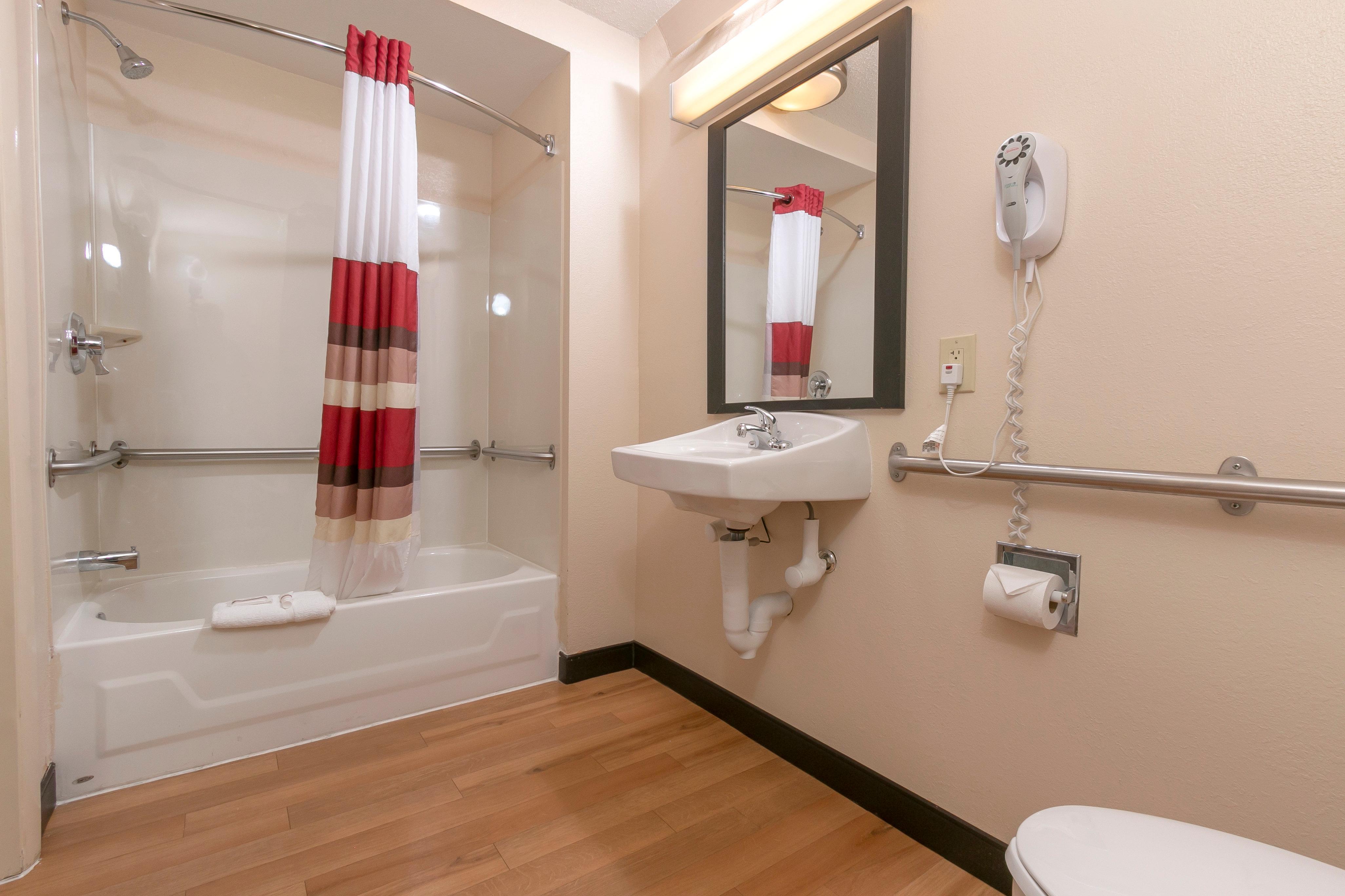Red Roof Inn Plus+ Atlanta - Buckhead Druid Hills Zewnętrze zdjęcie